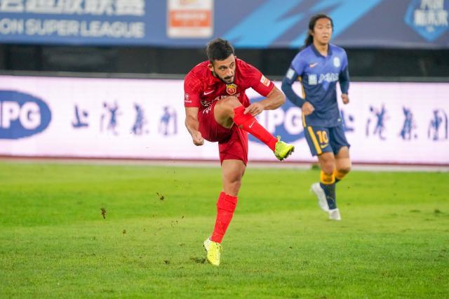 华体会官方网-巴尔加斯首球遗憾被吹 莱科谨慎“58”未能再连线