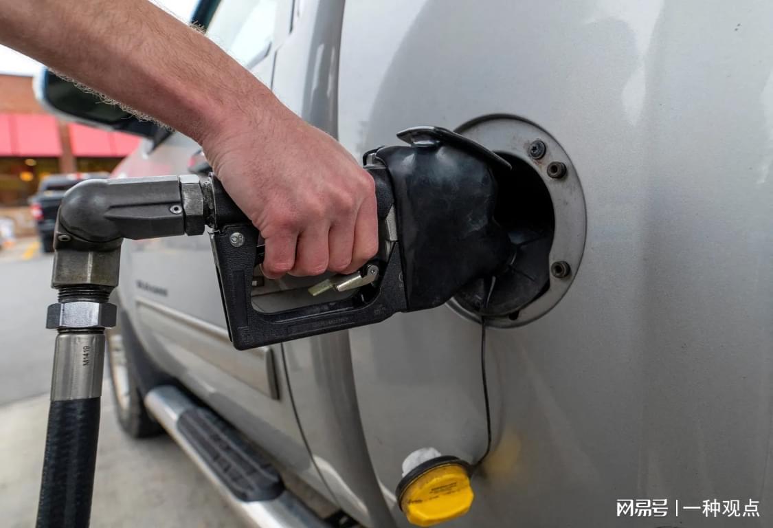 华体会官方网-美国的汽油价格“暴涨”至每加仑三美元 - 约每升0.79美元